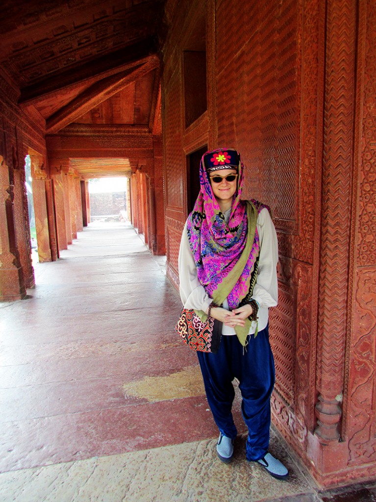 FSRedDetailsCloseSMALL copy