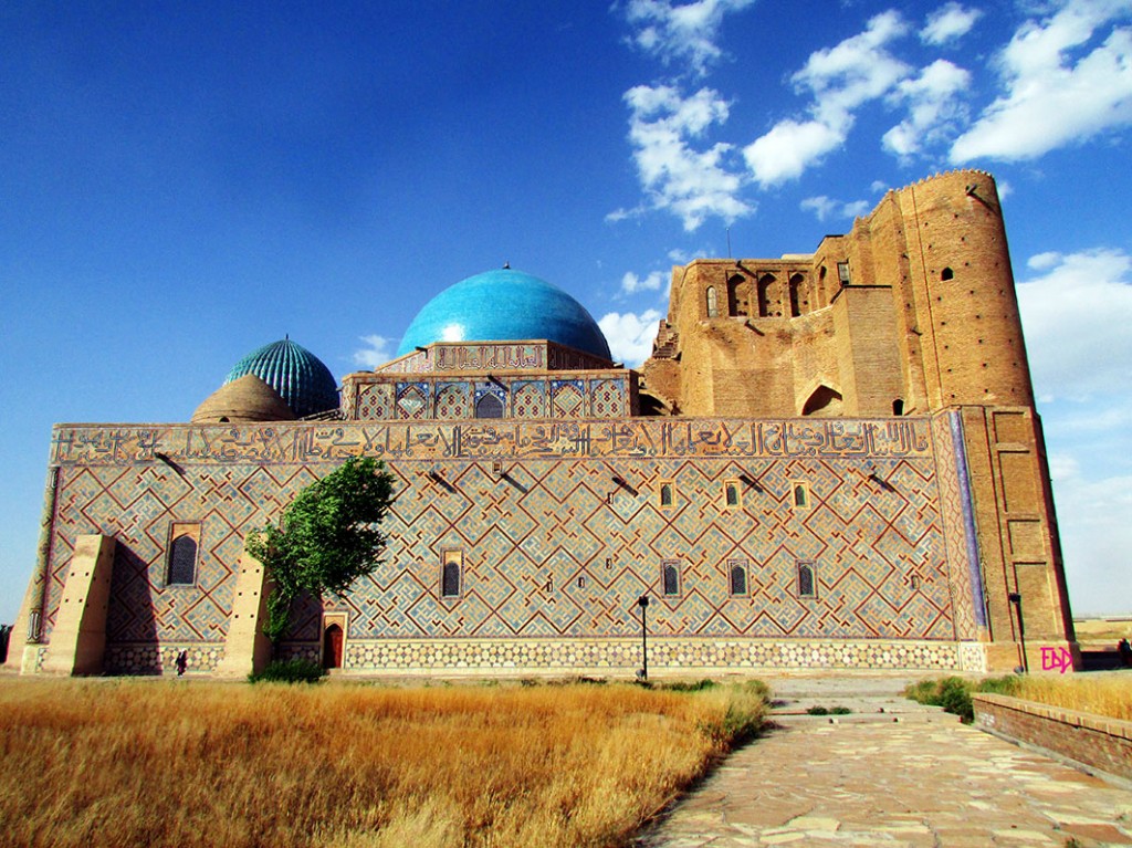 EODAYShrineFullByeSMALL