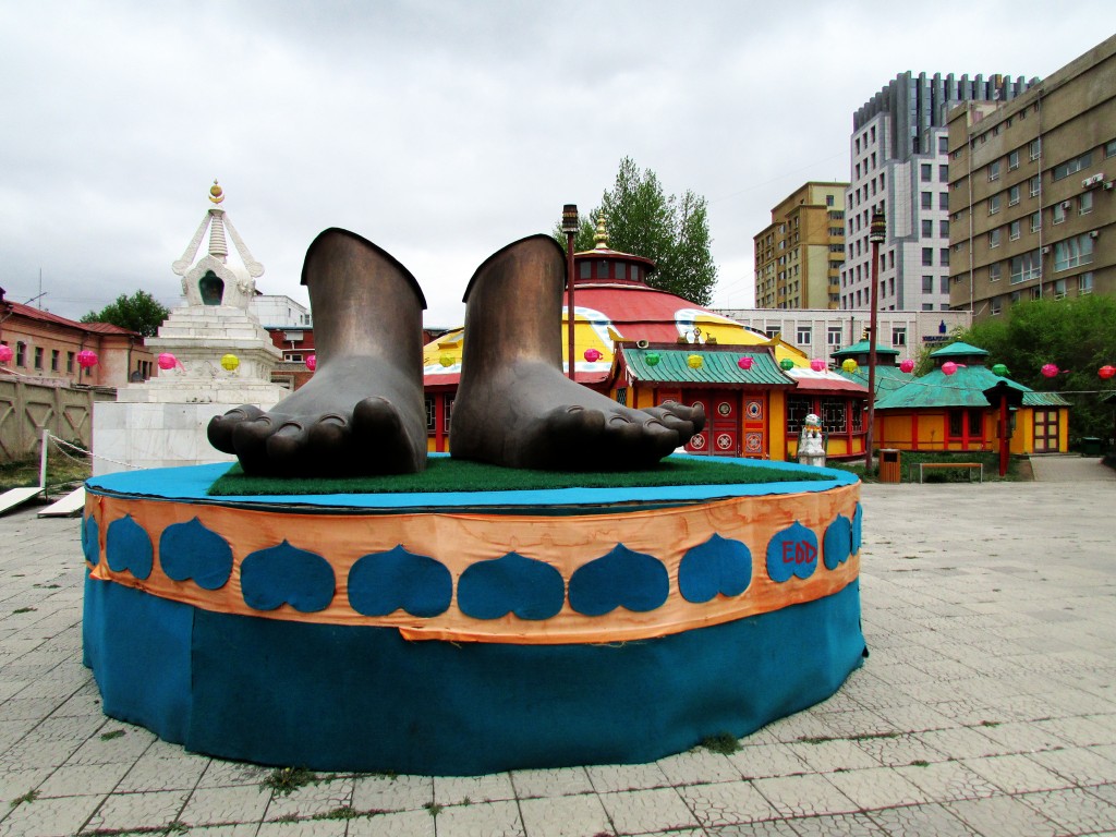 EODFeetBuddhistMonasterySMALL