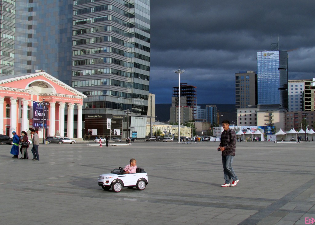 EODMongoliaKidCarVroomSMALL