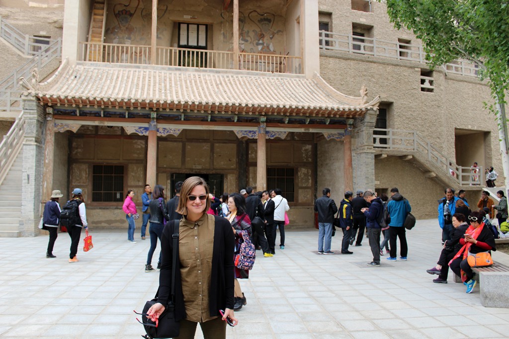 DunhuangLibraryCaveOmgSMALL